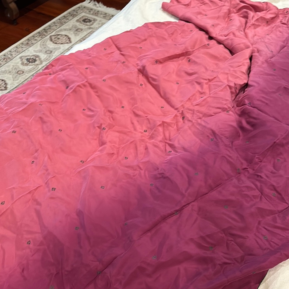 Gorgeous Silk Banana Republic Pink ombré wrap